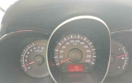 KIA Rio III рестайлинг, 2013 год, 750 000 рублей, 12 фотография
