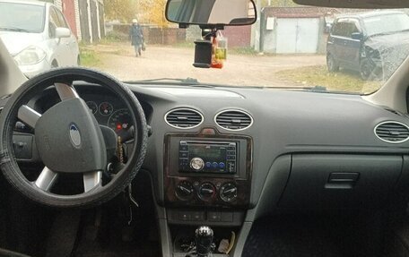 Ford Focus II рестайлинг, 2006 год, 390 000 рублей, 23 фотография