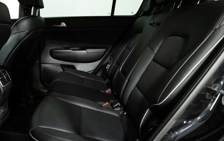 KIA Sportage IV рестайлинг, 2018 год, 2 099 700 рублей, 10 фотография