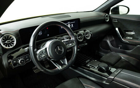 Mercedes-Benz CLA, 2020 год, 2 899 700 рублей, 11 фотография