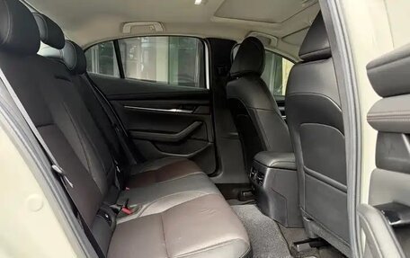 Mazda 3, 2021 год, 1 740 000 рублей, 13 фотография