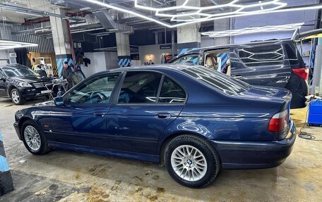 BMW 5 серия, 2002 год, 600 000 рублей, 4 фотография