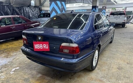 BMW 5 серия, 2002 год, 600 000 рублей, 3 фотография