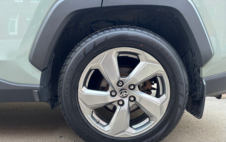 Toyota RAV4, 2020 год, 2 650 000 рублей, 9 фотография