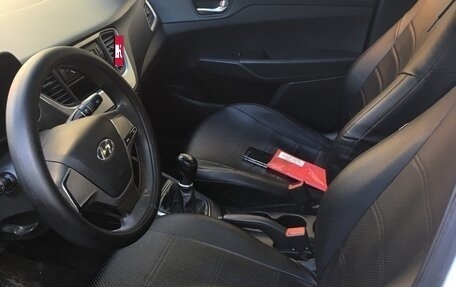Hyundai Solaris II рестайлинг, 2017 год, 495 000 рублей, 7 фотография