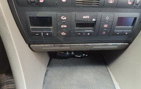 Audi A6, 2004 год, 400 000 рублей, 9 фотография
