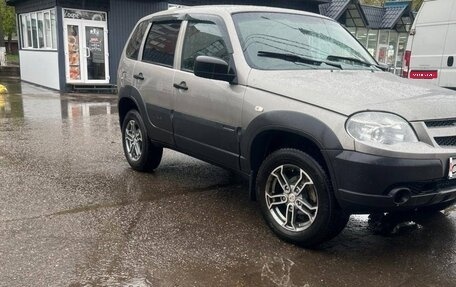 Chevrolet Niva I рестайлинг, 2019 год, 750 000 рублей, 1 фотография