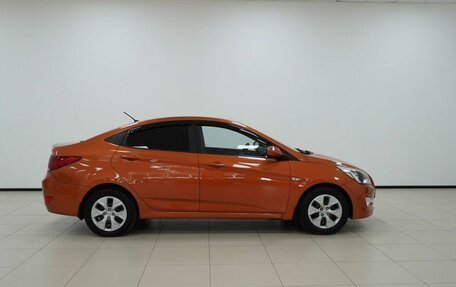 Hyundai Solaris II рестайлинг, 2014 год, 950 000 рублей, 1 фотография