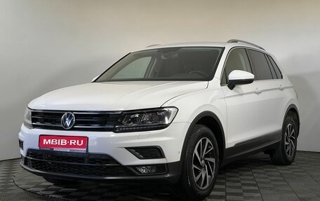 Volkswagen Tiguan II, 2018 год, 2 650 000 рублей, 1 фотография