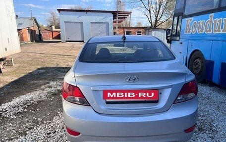 Hyundai Solaris II рестайлинг, 2013 год, 550 000 рублей, 7 фотография