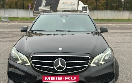 Mercedes-Benz E-Класс, 2015 год, 2 620 000 рублей, 4 фотография