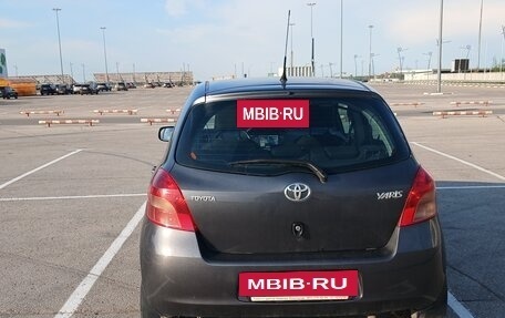 Toyota Yaris III рестайлинг, 2008 год, 750 000 рублей, 5 фотография