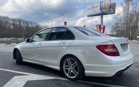 Mercedes-Benz C-Класс, 2011 год, 1 300 000 рублей, 6 фотография