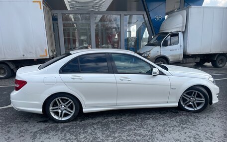 Mercedes-Benz C-Класс, 2011 год, 1 300 000 рублей, 3 фотография
