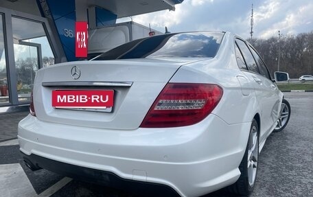 Mercedes-Benz C-Класс, 2011 год, 1 300 000 рублей, 5 фотография