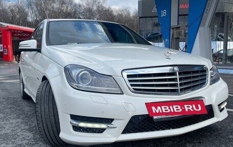 Mercedes-Benz C-Класс, 2011 год, 1 300 000 рублей, 25 фотография