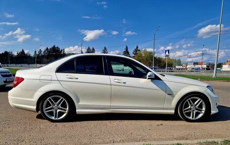 Mercedes-Benz C-Класс, 2011 год, 1 300 000 рублей, 32 фотография