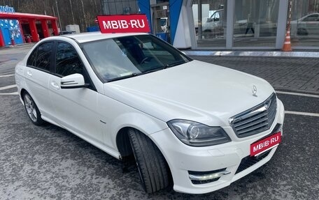 Mercedes-Benz C-Класс, 2011 год, 1 300 000 рублей, 14 фотография