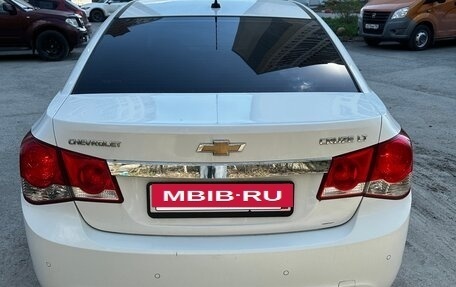 Chevrolet Cruze II, 2012 год, 800 000 рублей, 4 фотография