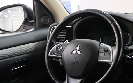 Mitsubishi Outlander III рестайлинг 3, 2012 год, 1 549 000 рублей, 14 фотография