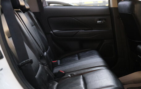 Mitsubishi Outlander III рестайлинг 3, 2012 год, 1 549 000 рублей, 22 фотография