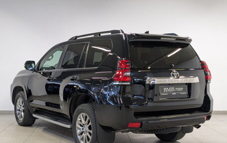 Toyota Land Cruiser Prado 150 рестайлинг 2, 2020 год, 6 250 000 рублей, 7 фотография