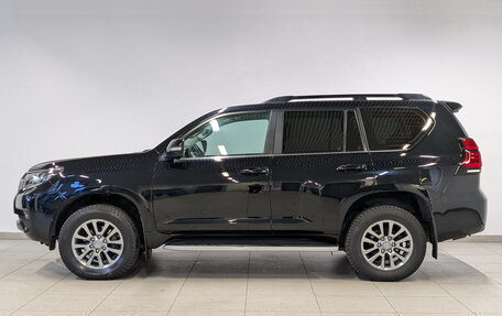 Toyota Land Cruiser Prado 150 рестайлинг 2, 2020 год, 6 250 000 рублей, 8 фотография
