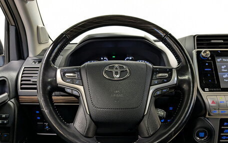 Toyota Land Cruiser Prado 150 рестайлинг 2, 2020 год, 6 250 000 рублей, 22 фотография