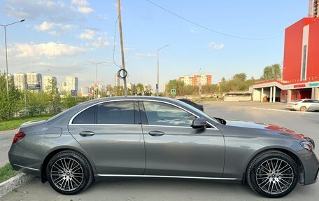 Mercedes-Benz E-Класс, 2018 год, 3 300 000 рублей, 2 фотография