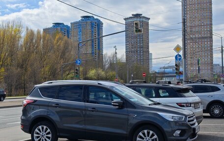 Ford Kuga III, 2019 год, 1 950 000 рублей, 2 фотография