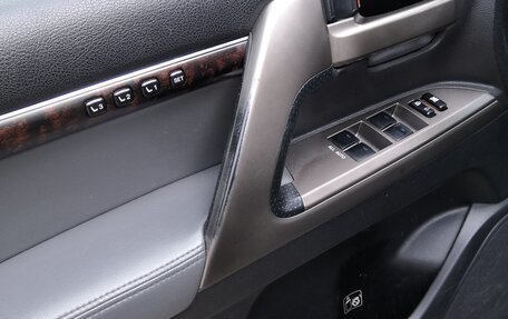 Toyota Land Cruiser 200, 2008 год, 3 200 000 рублей, 12 фотография
