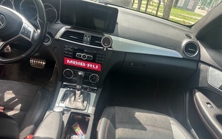 Mercedes-Benz C-Класс, 2014 год, 1 350 000 рублей, 2 фотография