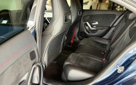 Mercedes-Benz CLA, 2019 год, 2 600 000 рублей, 21 фотография