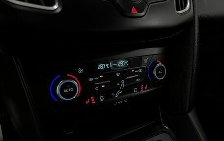 Ford Focus III, 2018 год, 995 000 рублей, 18 фотография