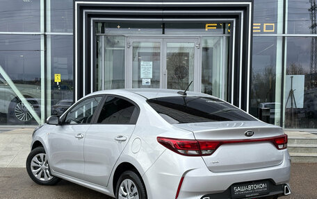 KIA Rio IV, 2021 год, 1 540 000 рублей, 4 фотография