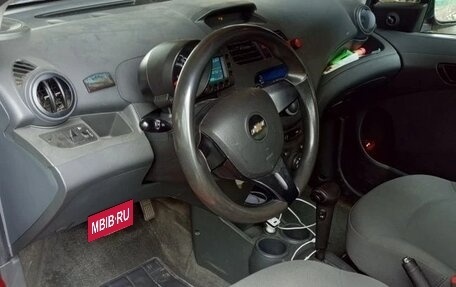 Chevrolet Spark III, 2013 год, 770 000 рублей, 6 фотография