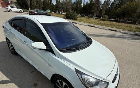Hyundai Accent IV, 2012 год, 900 000 рублей, 3 фотография