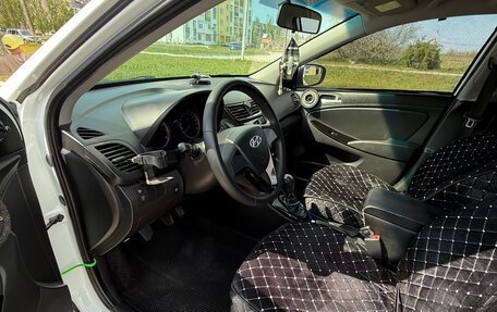 Hyundai Accent IV, 2012 год, 900 000 рублей, 6 фотография