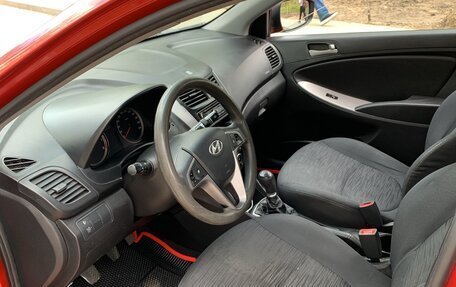 Hyundai Solaris II рестайлинг, 2014 год, 615 000 рублей, 12 фотография