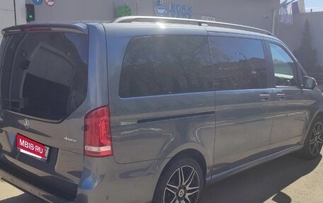 Mercedes-Benz V-Класс, 2019 год, 5 200 000 рублей, 4 фотография
