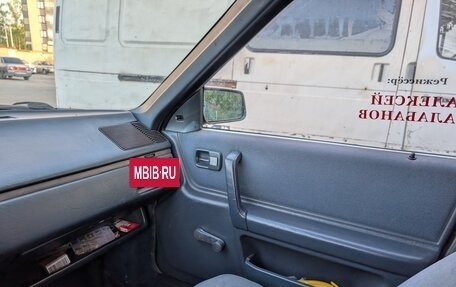 Audi 100, 1986 год, 260 000 рублей, 7 фотография
