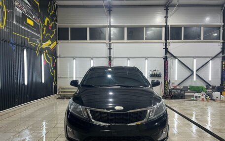 KIA Rio III рестайлинг, 2013 год, 720 000 рублей, 2 фотография