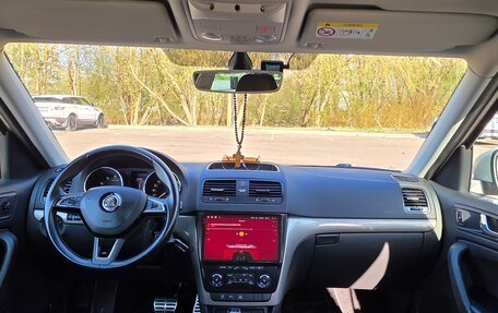 Skoda Yeti I рестайлинг, 2017 год, 1 700 000 рублей, 19 фотография