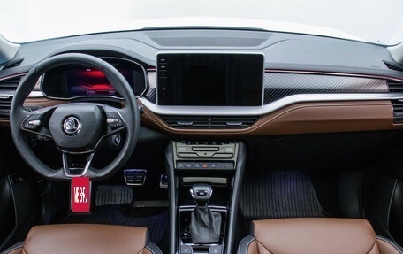Skoda Kodiaq I, 2022 год, 4 520 000 рублей, 13 фотография