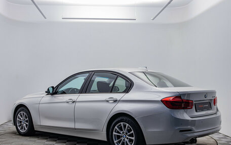 BMW 3 серия, 2017 год, 1 880 000 рублей, 3 фотография