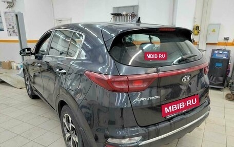 KIA Sportage IV рестайлинг, 2018 год, 1 595 000 рублей, 3 фотография