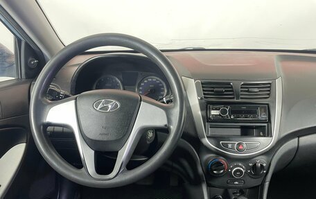 Hyundai Solaris II рестайлинг, 2011 год, 739 000 рублей, 11 фотография