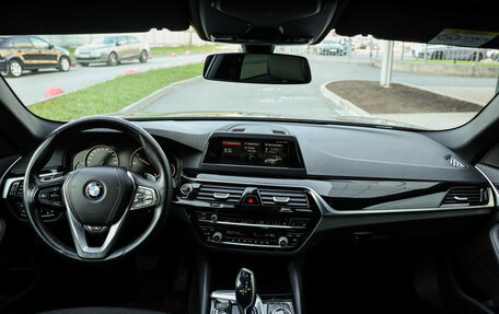 BMW 5 серия, 2017 год, 3 189 000 рублей, 12 фотография