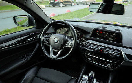 BMW 5 серия, 2017 год, 3 189 000 рублей, 10 фотография