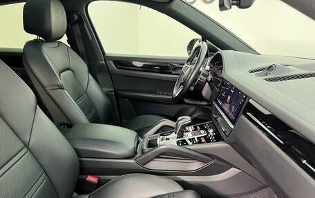 Porsche Cayenne III, 2023 год, 12 300 000 рублей, 13 фотография
